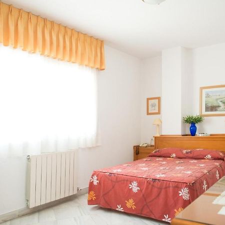 Hostal Camino Real Granada Room photo