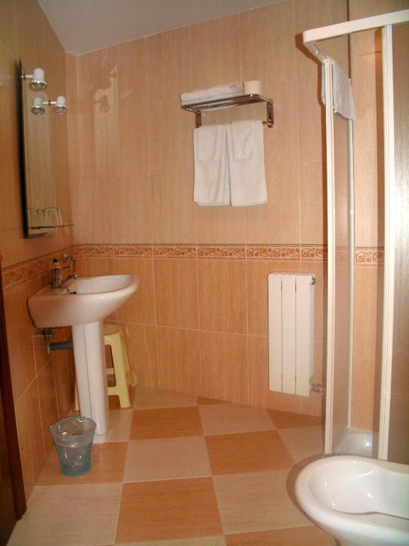 Hostal Camino Real Granada Room photo