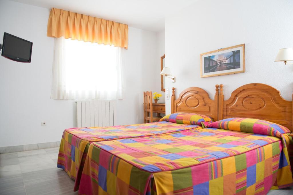 Hostal Camino Real Granada Room photo