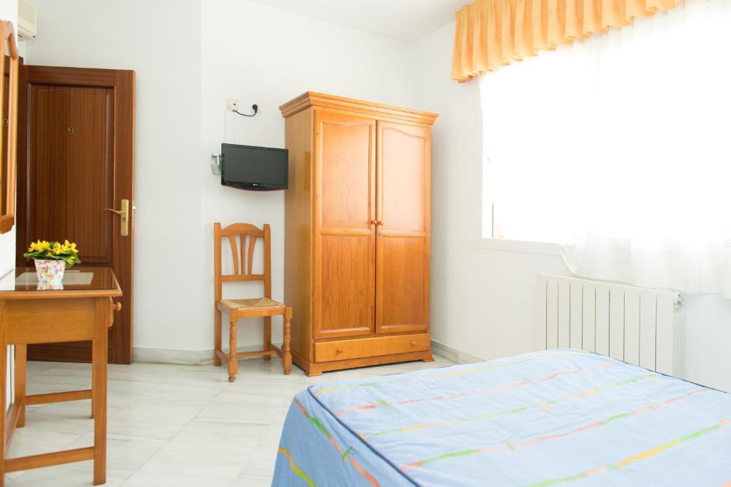 Hostal Camino Real Granada Room photo